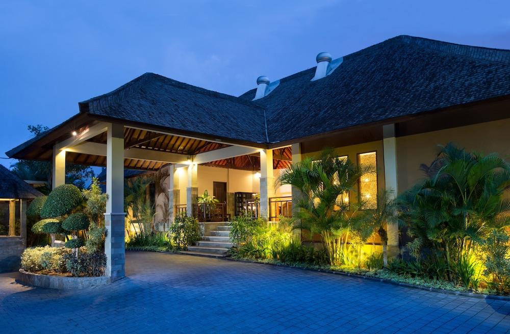 The Kunja Villa-Hotel Σεμινιάκ Εξωτερικό φωτογραφία